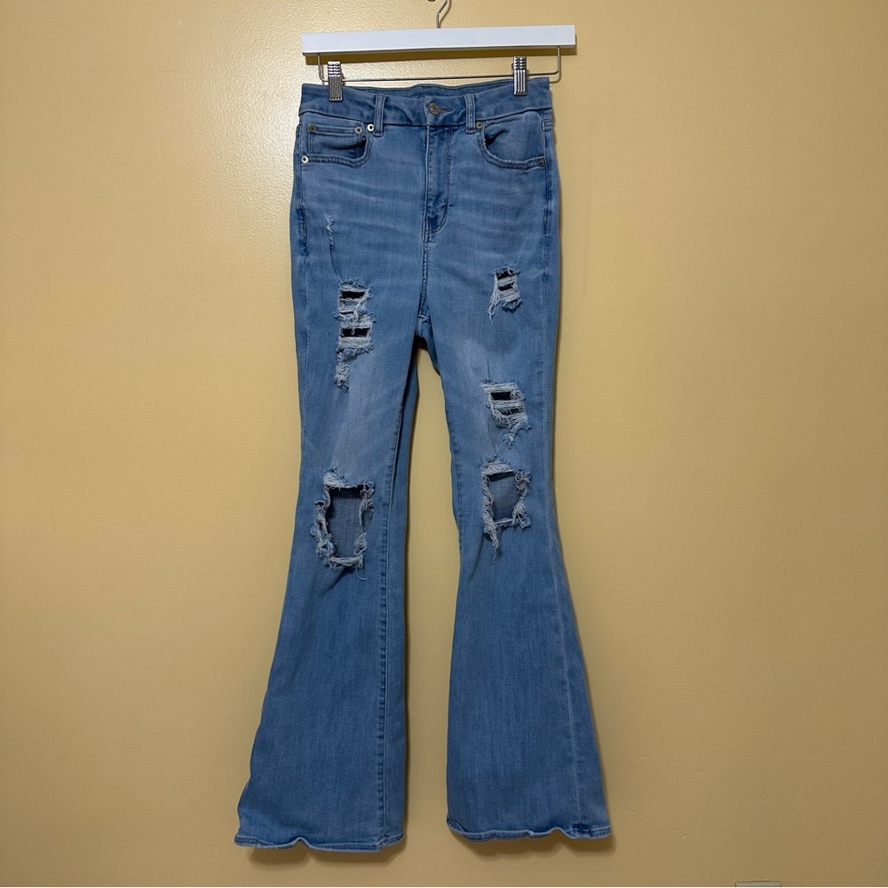 American Eagle Curvy Super High Rise Flare Distressed Jeans Women 4 Light Blue